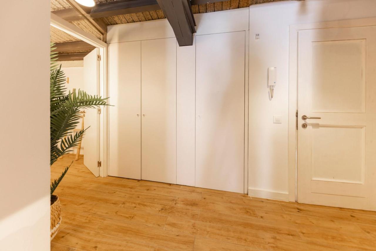 Bravissimo Placa Del Vi, Design Penthouse Apartment